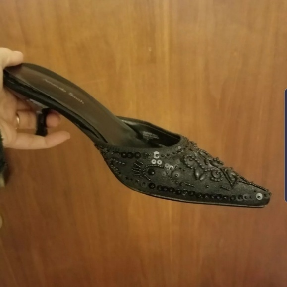 Black Beaded Mule Vintage Slip On Heel - Picture 3 of 3